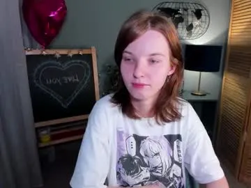 Kristallik-1 – webcam model profile photo Image 18