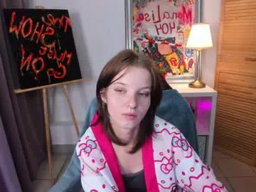 Kristallik-1 – webcam model profile photo Image 5