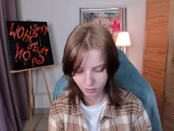 Kristallik-1 – webcam model profile photo Image 9