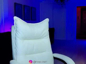 your_dolls – webcam model profile photo Image 10