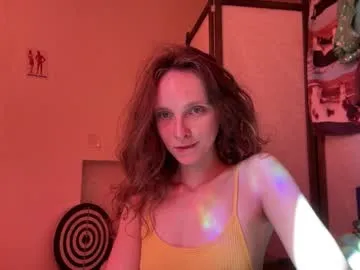 MiaLiaHot – webcam model profile photo Image 15