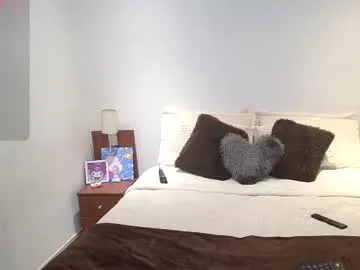 pinkadele – webcam model profile photo Image 6