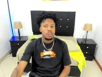 annie_f0x – webcam model profile photo Image 16