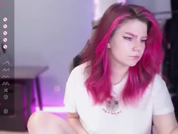 MaddieBryggs – webcam model profile photo Image 12