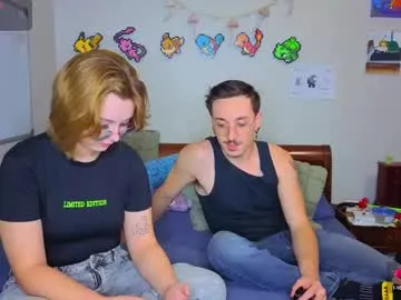 shiny-lily – webcam model profile photo Image 5