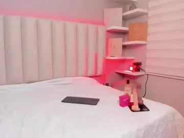 curry_nikita – webcam model profile photo Image 7