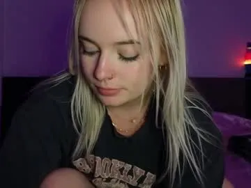 milabunny_ – webcam model profile photo Image 11