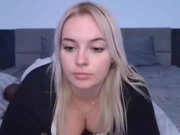 milabunny_ – webcam model profile photo Image 15