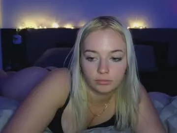 milabunny_ – webcam model profile photo Image 9