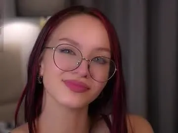 thewizardli – webcam model profile photo Image 4