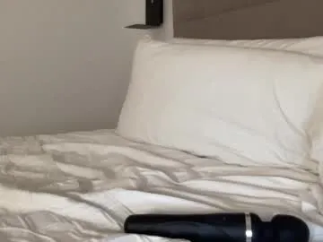 MurkaLux – webcam model profile photo Image 2