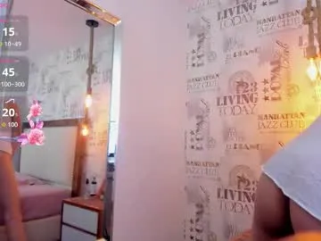 Sun-Moon – webcam model profile photo Image 4