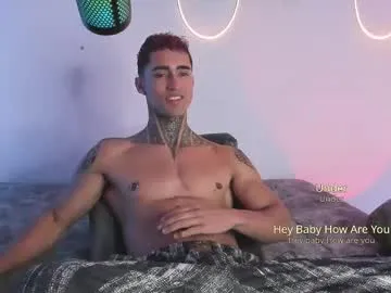 priyonti34 – webcam model profile photo Image 2