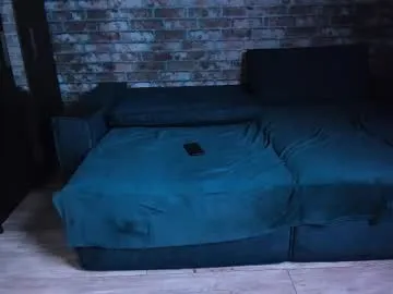 cute_fox_girl – webcam model profile photo Image 12