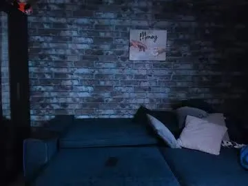 cute_fox_girl – webcam model profile photo Image 6