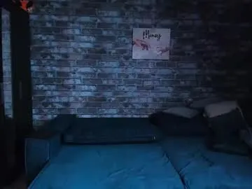 cute_fox_girl – webcam model profile photo Image 8