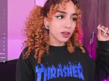 MurkaLux – webcam model profile photo Image 11