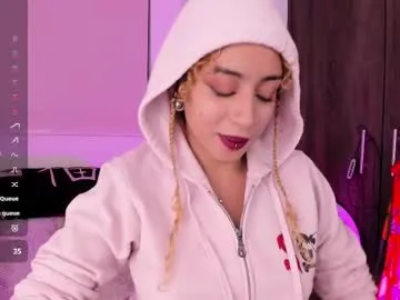 MurkaLux – webcam model profile photo Image 6