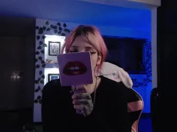 boy_trans – webcam model profile photo Image 3