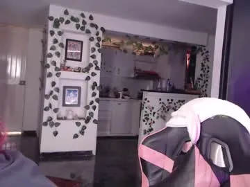 boy_trans – webcam model profile photo Image 9