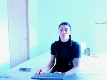 Ellidi – webcam model profile photo Image 4