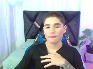 blonde_bigtits – webcam model profile photo Image 6