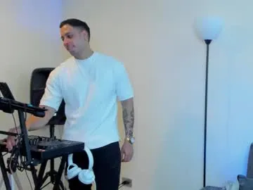 Princess-Dia – webcam model profile photo Image 2