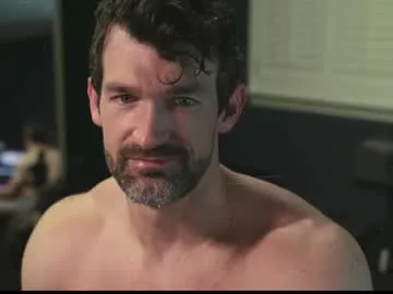 glossybabe_ – webcam model profile photo Image 12