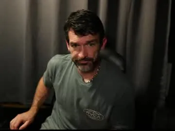 glossybabe_ – webcam model profile photo Image 18