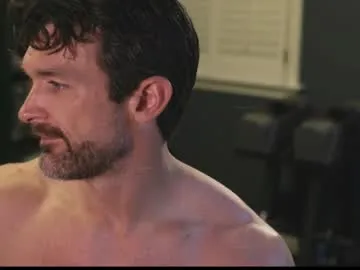 glossybabe_ – webcam model profile photo Image 7