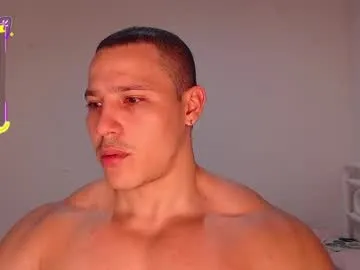 mia_collivens – webcam model profile photo Image 12