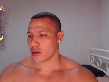 mia_collivens – webcam model profile photo Image 16