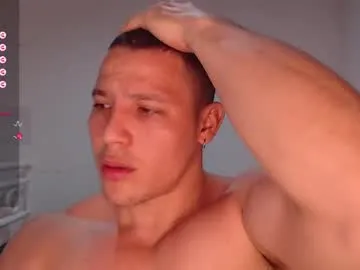 mia_collivens – webcam model profile photo Image 9