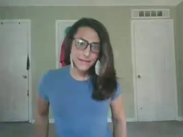 missale – webcam model profile photo Image 13