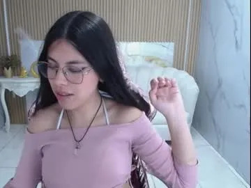 bunnydollstella – webcam model profile photo Image 2