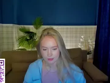 franyeli_9 – webcam model profile photo Image 8