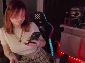 angelsky11 – webcam model profile photo Image 13