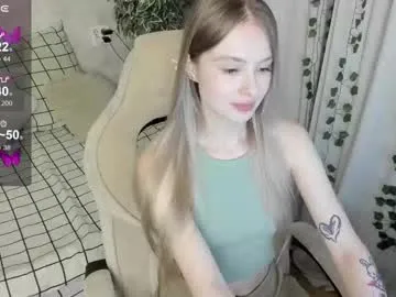 artoftease – webcam model profile photo Image 7