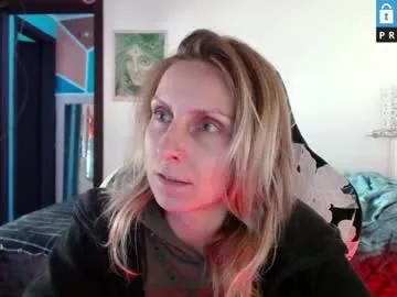 mesmerizing_tati333 Image 3