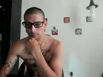 dannteftm – webcam model profile photo Image 16