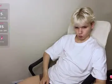 xoprincesspeachxo – webcam model profile photo Image 8