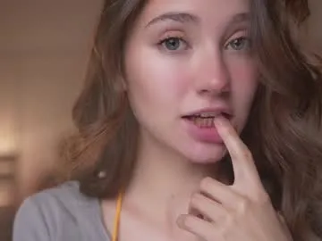 millemimi – webcam model profile photo Image 4