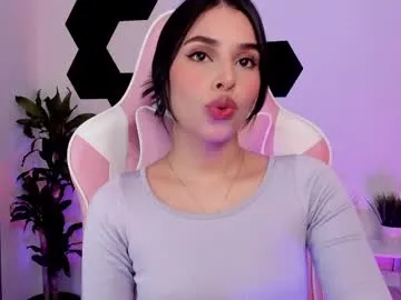 mia_johnsonll Image 2