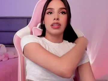 mia_johnsonll Image 4
