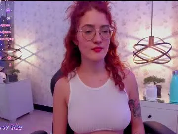 fakenshitsis – webcam model profile photo Image 3