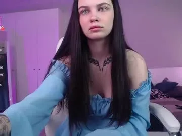 MinniMia – webcam model profile photo Image 9