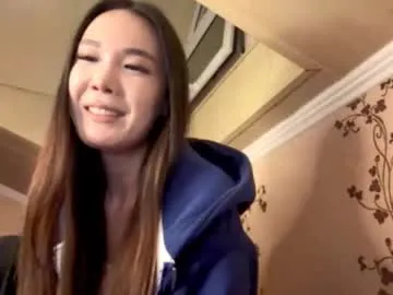 blonde_bigtits – webcam model profile photo Image 3