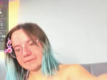 adria_ross – webcam model profile photo Image 19