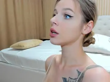 ELENA-XXX – webcam model profile photo Image 16