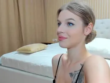 bunnydollstella – webcam model profile photo Image 18